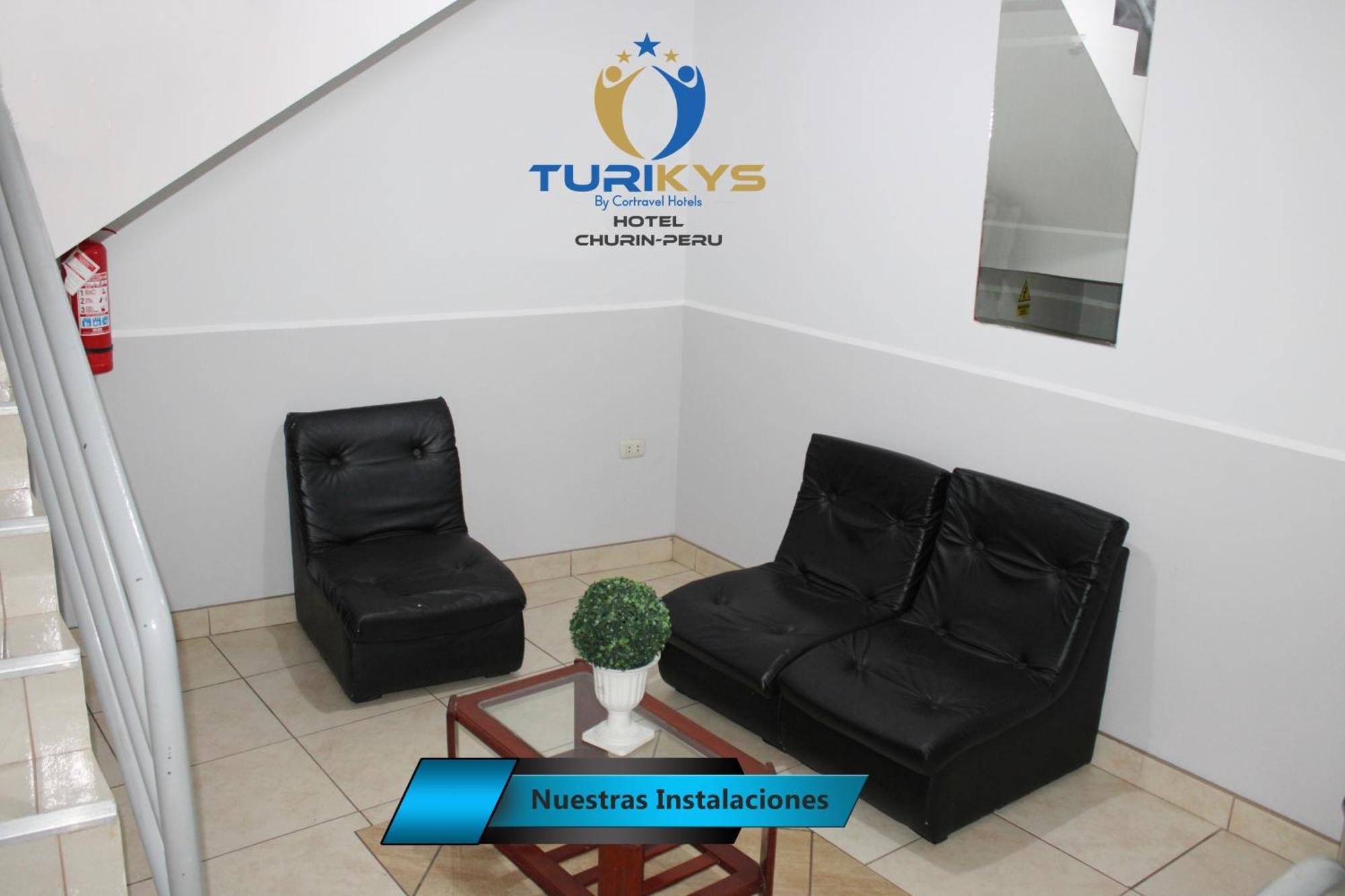 Hotel Turikys Чурин Екстериор снимка
