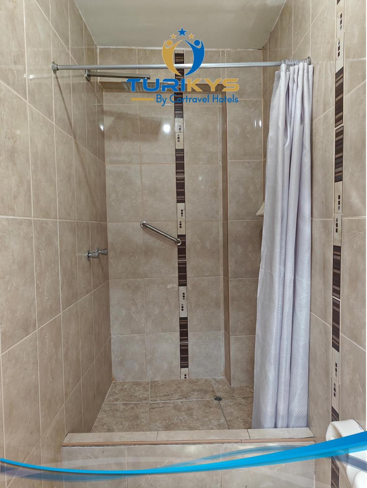 Hotel Turikys Чурин Стая снимка
