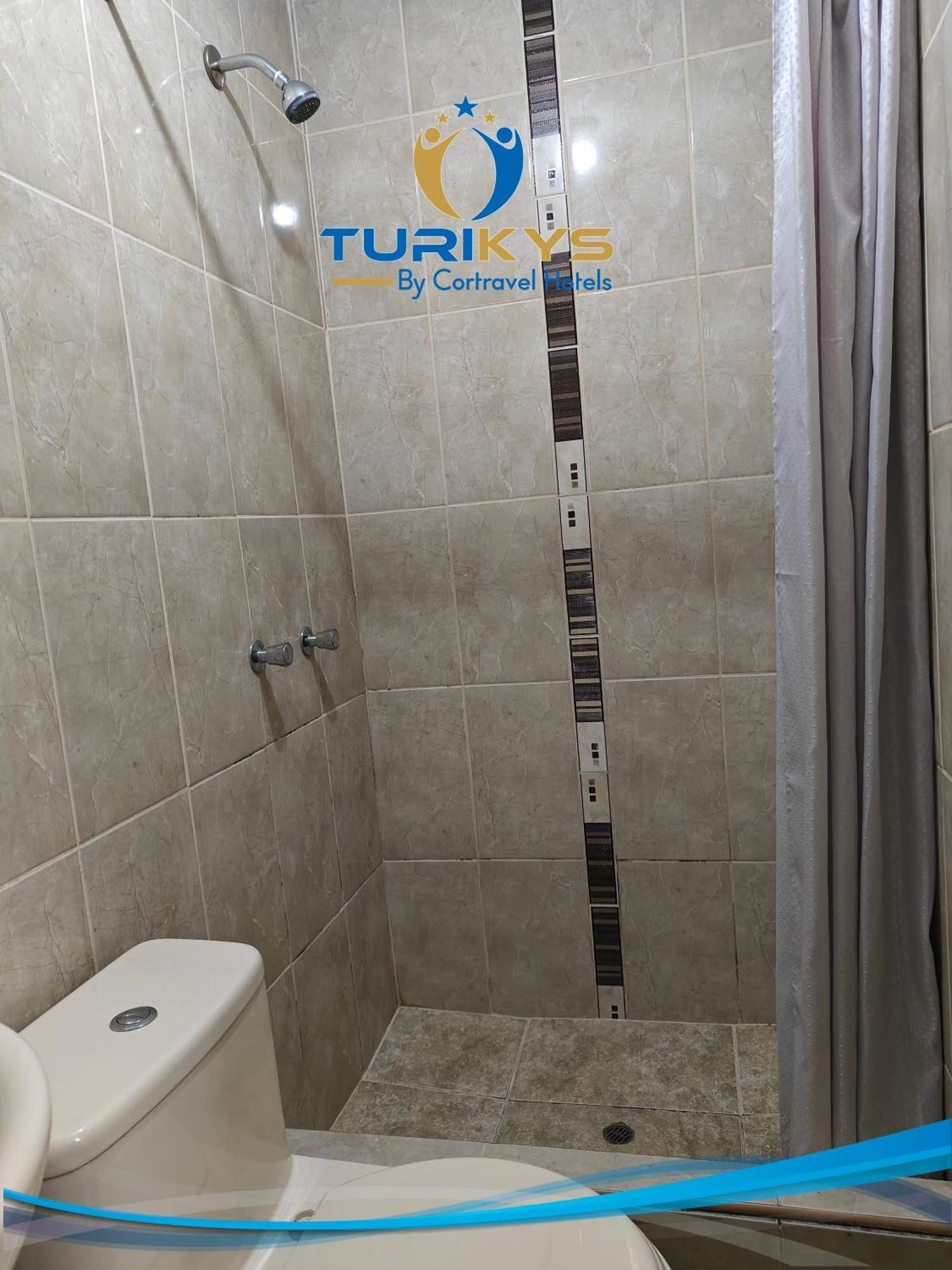 Hotel Turikys Чурин Екстериор снимка